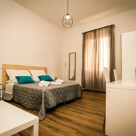 Hostly - Nicole - 2br In Full Center ポンテデーラ